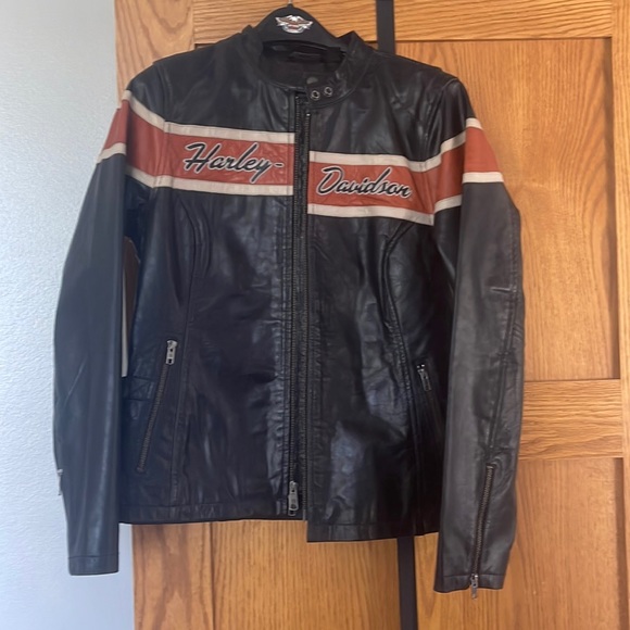 Womens Harley Davidson riding jacket. - Picture 1 of 7